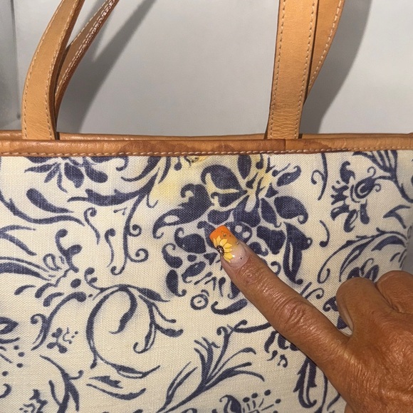 Lauren Ralph Lauren small wicker bottom floral  tote - Picture 9 of 16